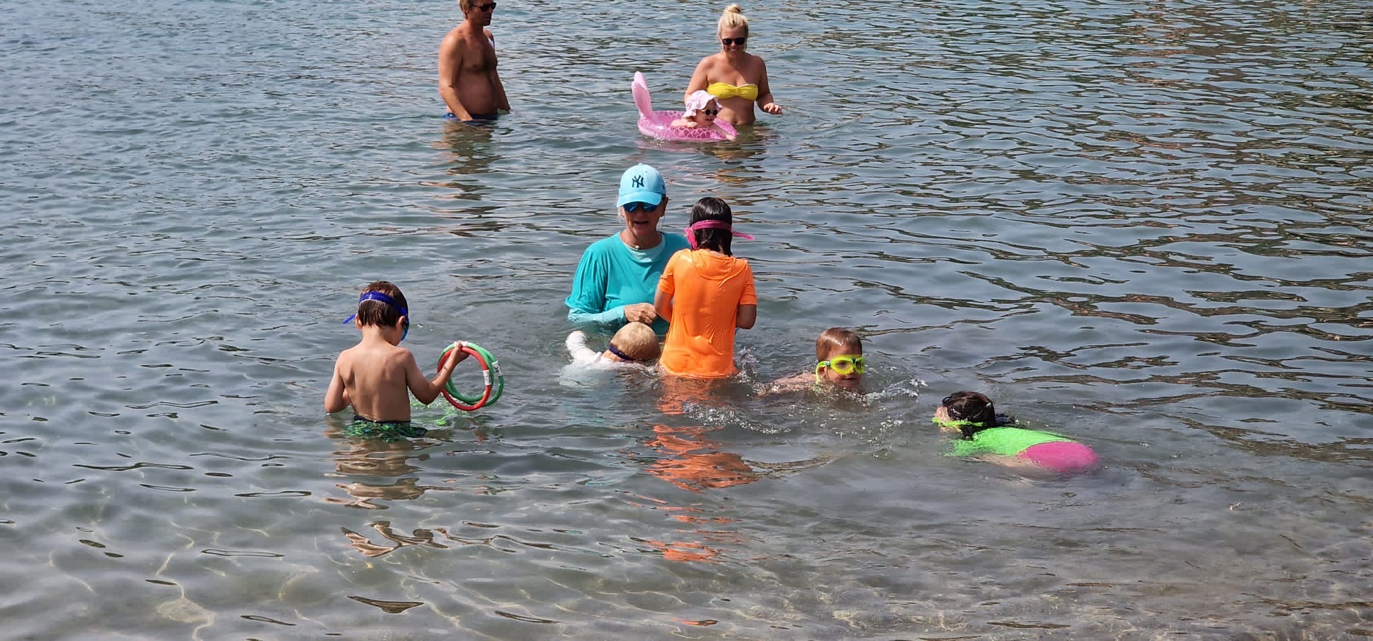 Cours de natation en mer Théoule-sur-Mer rochers Estérel