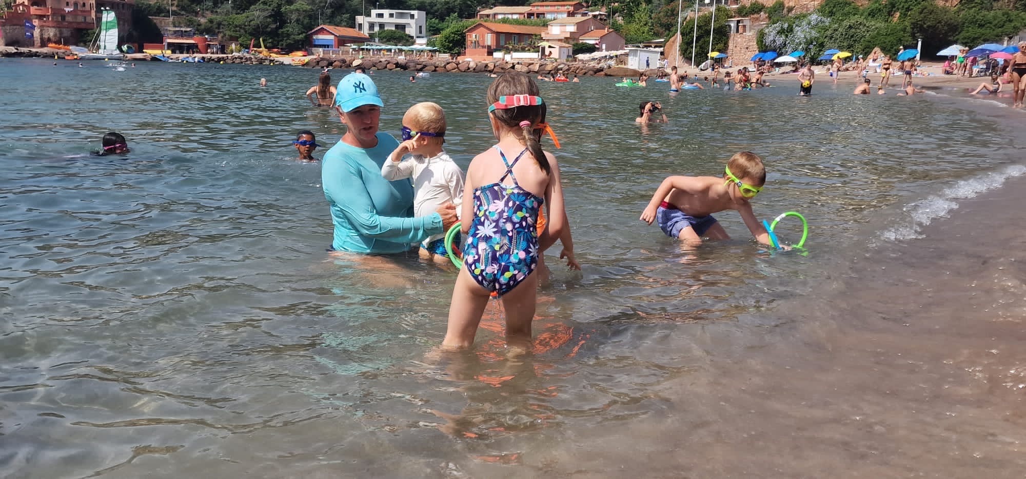 Cours de natation collectifs enfants Théoule-sur-Mer mer Méditerranée