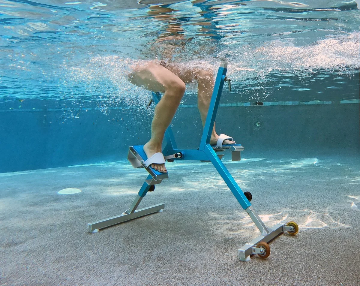 Vélo aquabike en mer Méditerranée Théoule-sur-Mer