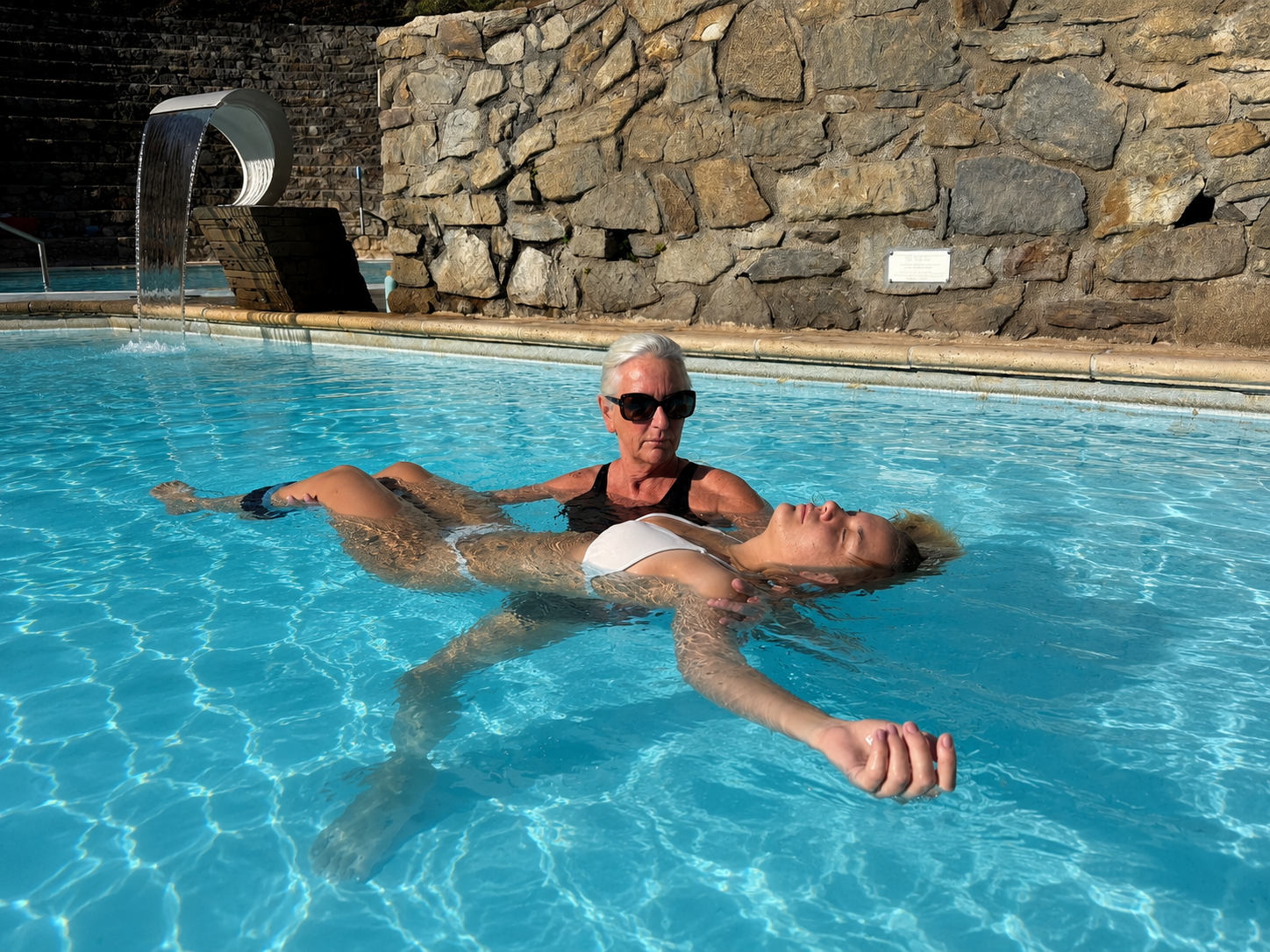 Formation praticien en relaxation aquatique - Nager dans le Bonheur